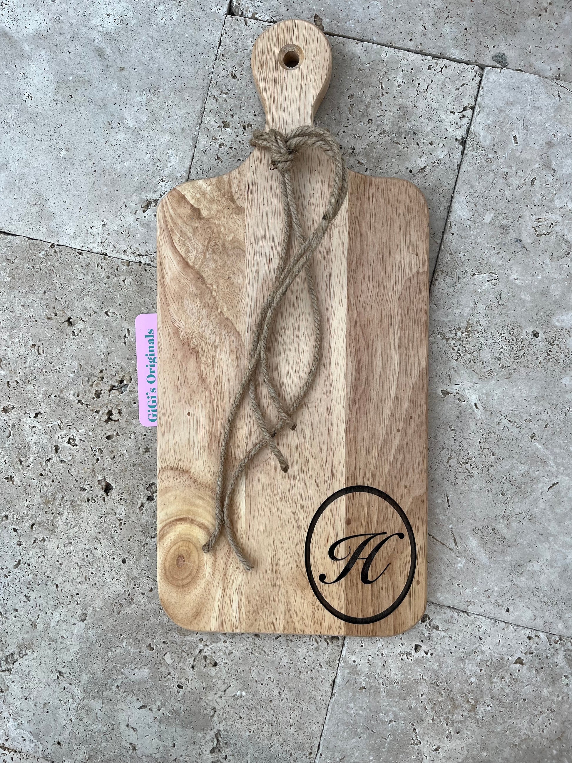 Wood Engraved Custom Cutting Board - GiGi GG GeeGee Gift - GeeGee's Kitchen-  Personalized Cutting Board